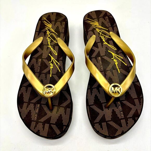 Michael Kors Bedford Platform Sandals - Picture 5 of 7